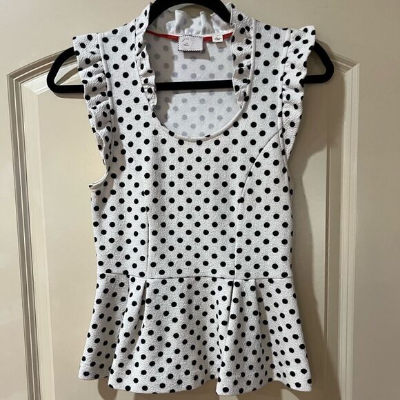 ANTHROPOLOGIE POSTAGE STAMP Short Sleeve Polkadot Top Black White Women’s XS - Picture 1 of 5
